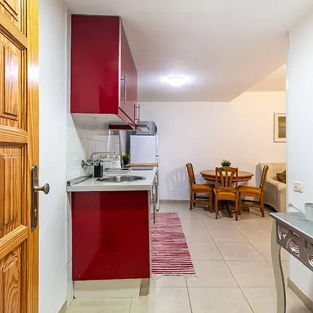 Apartment As De Casas - Cristianos Steps From The Sea *